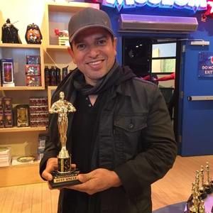 Meet your Posher, Edwin